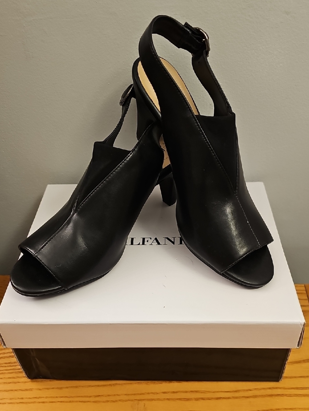 Alfani JASMYNEE Black Peep-Toe Slingback Heels Size 8